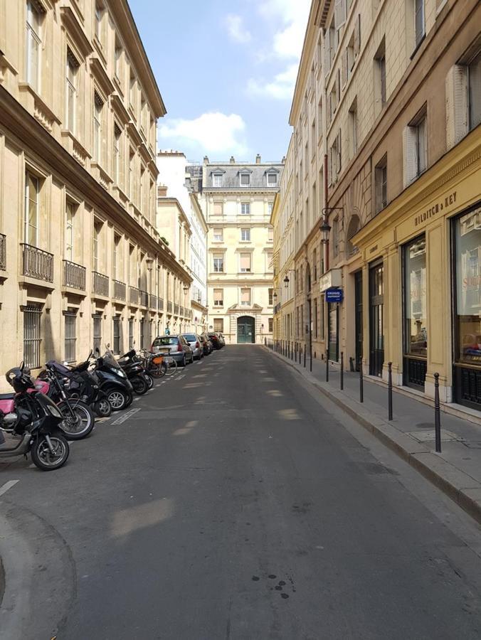 Apartment Concorde Paris